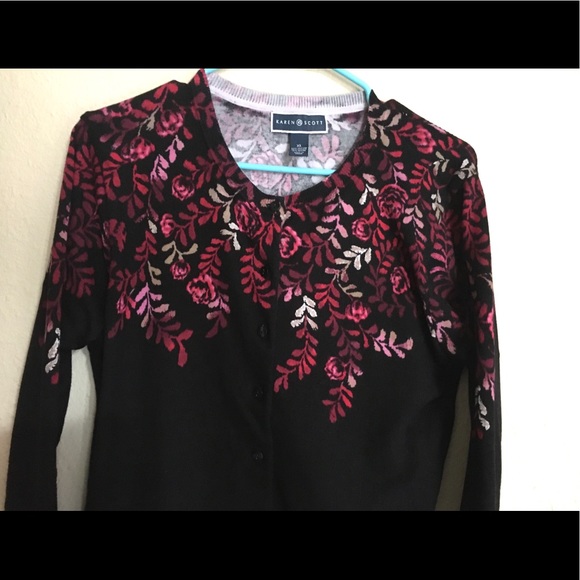 Ladies XL sized top/ cardigan- NEVER WORN- - Picture 4 of 6